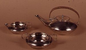 Haseler and Co.によるLiberty＆Co.のお茶サービス、バーミンガム、1904年（シルバー） 作： English School